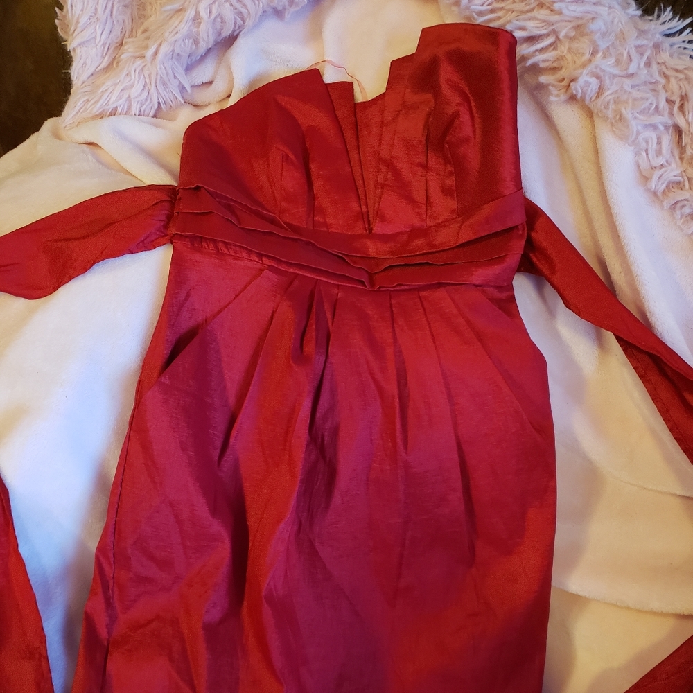 Junior's dress, used in good condition.